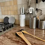 Ucuppu Apartment