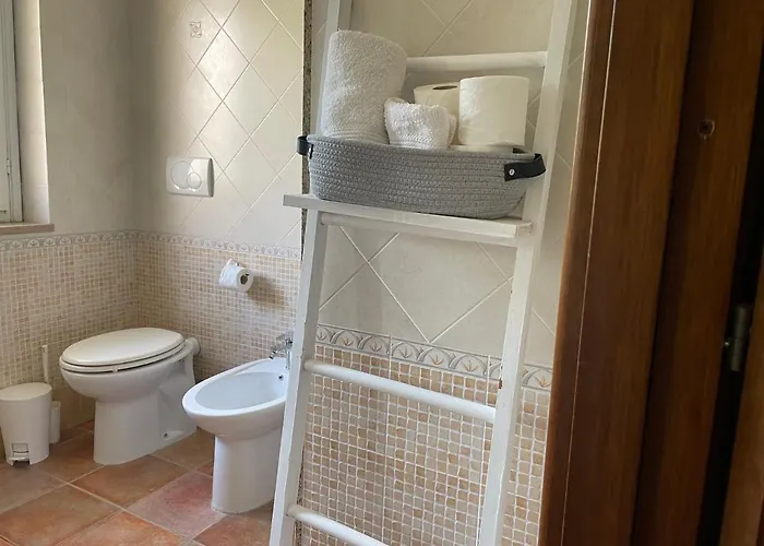 Ucuppu Apartman *