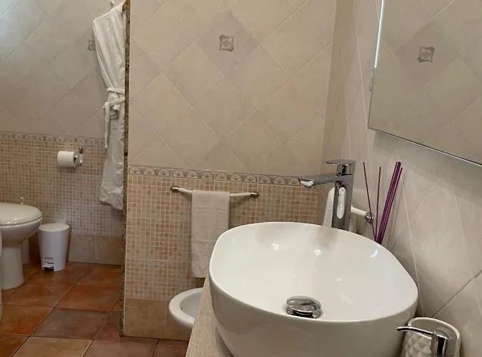 Ucuppu Apartman *